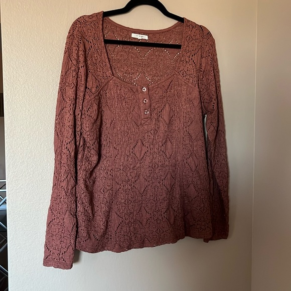 Long-sleeved Top - XL - Picture 1 of 6